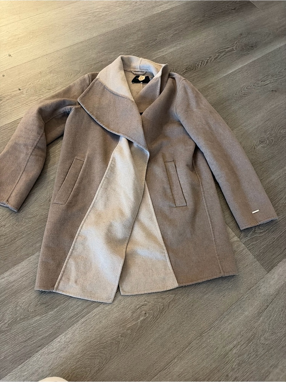 Tahari‎ wool blend Taupe light Wrap Coat